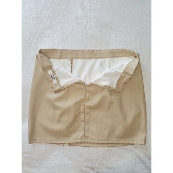 Madden NYC A-Line Faux Leather/Slit/Skirt in Irish Cream (Women's Large 11-13) - Picture 5 of 6